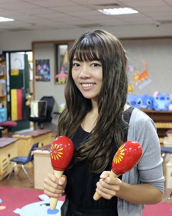 JoJo Mai : Music Teacher