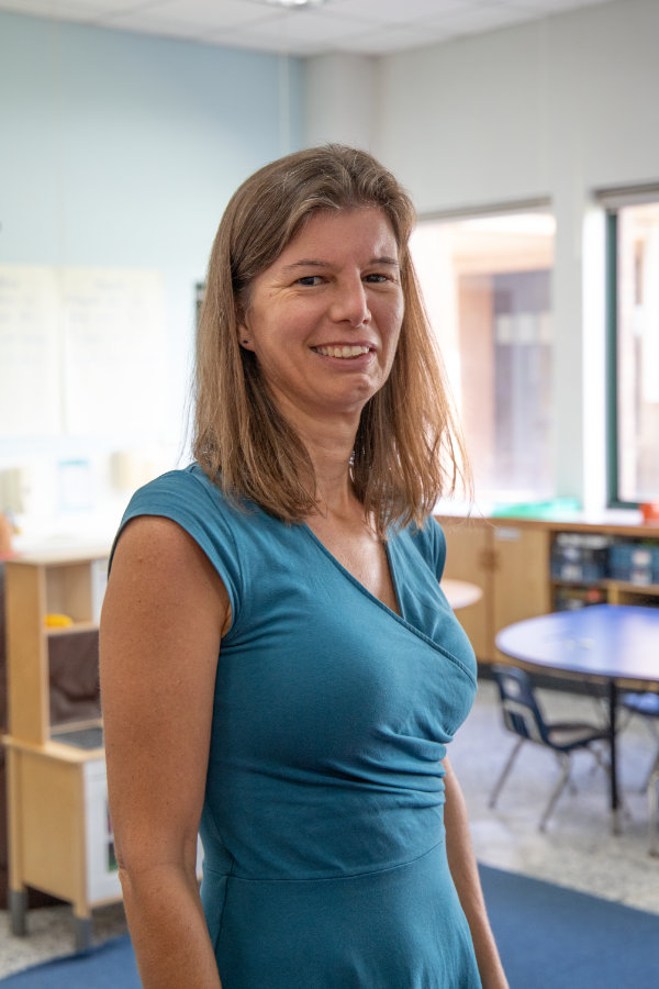 Linda Krause : Kindergarten Teacher